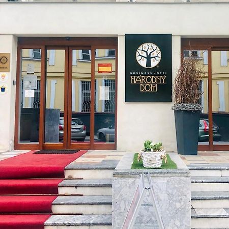 Hotel Narodny Dom Банска-Бистрица Экстерьер фото